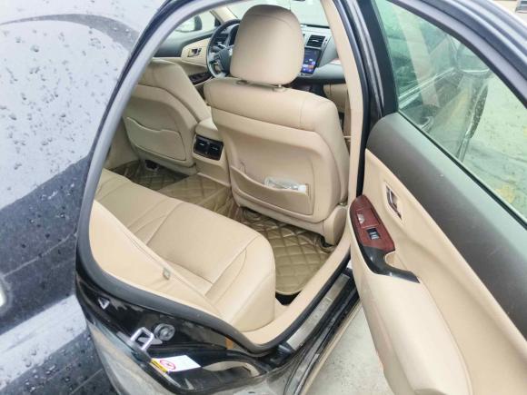 [成都·川A] 二手丰田皇冠2010款 2.5L Royal 真皮天窗版