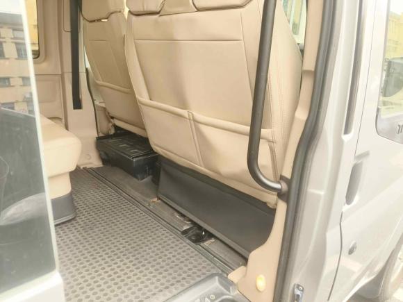 [上海·沪D] 二手福特新世代全顺2013款 2.4T柴油经济型长轴中顶国IV