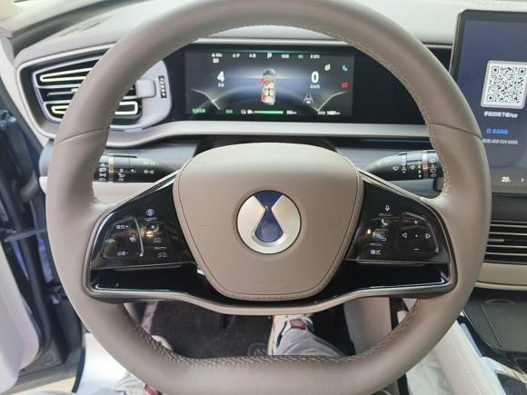 [深圳·粤B] 二手腾势腾势D92022款 EV 600 四驱旗舰型