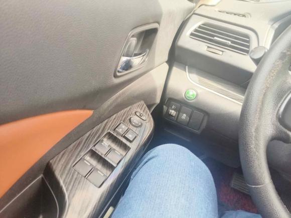 [广州·粤F] 二手本田本田CR-V2015款 2.0L 两驱风尚版