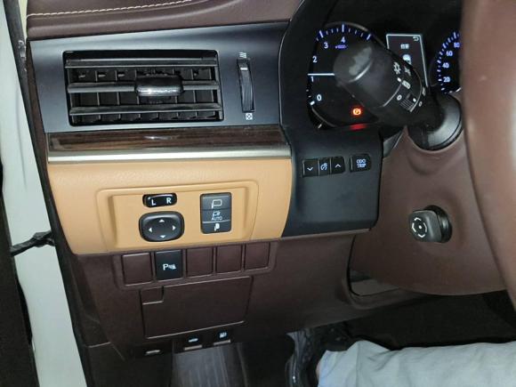 [上海·沪K] 二手雷克萨斯雷克萨斯ES2015款 250 典雅版