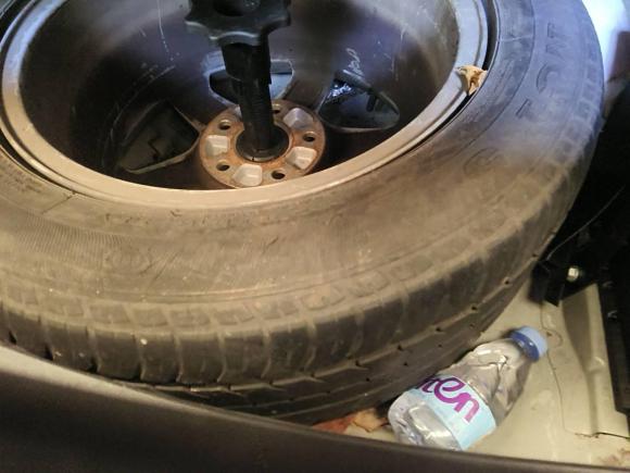 [南昌·赣A] 二手奥迪奥迪A6L2011款 2.0 TFSI 自动标准型