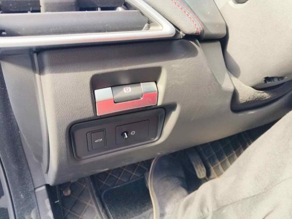 [无锡·苏B] 二手捷豹捷豹XEL2021款 2.0T 250PS R-DYNAMIC S进取运动版