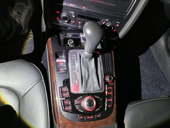 [成都·川A] 二手奥迪奥迪A4L2011款 2.0 TFSI 技术型