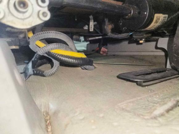 [西安·陕U] 二手江汽集团瑞风M52013款 2.0T 汽油自动公务版