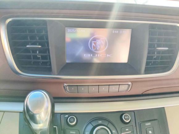 [上海·沪B] 二手别克别克GL82014款 3.0L XT豪华商务旗舰版