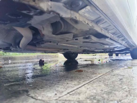 [温州·浙C] 二手丰田雷凌2017款 改款双擎 1.8H GS E-CVT精英天窗版 国V