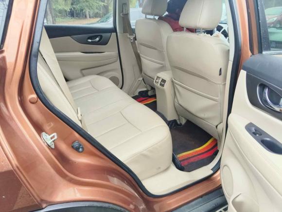 [上海·沪C] 二手日产奇骏2014款 2.0L CVT智领版 2WD