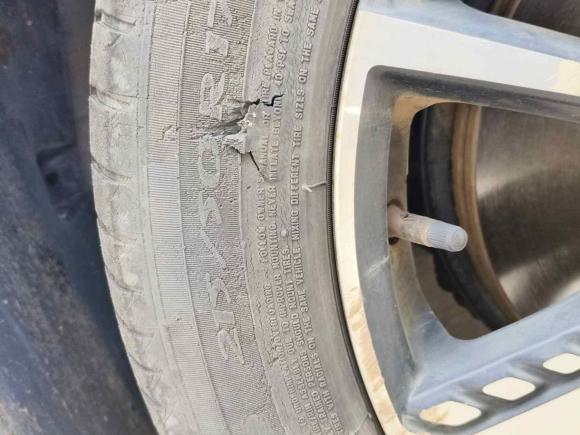 [上海·沪A] 二手飞凡汽车飞凡ER62020款 620km 智享版