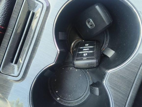 [上海·沪F] 二手长安长安CS752017款 尚酷版 1.5T 手动致享型