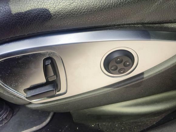 [杭州·赣H] 二手奔驰奔驰R级2015款 R 400 4MATIC 商务型