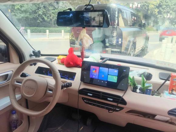 [广州·粤A] 二手吉利汽车熊猫2023款 熊猫mini 200km 耐力熊