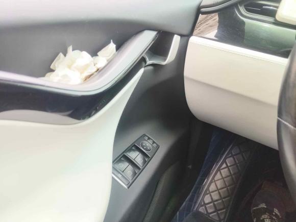 [上海·沪A] 二手特斯拉Model X2017款 Model X 100D 长续航版