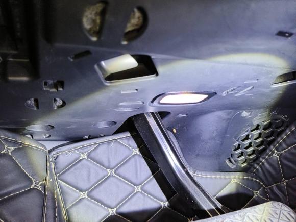 [深圳·粤B] 二手奔驰奔驰E级2016款 E 200 L 运动型