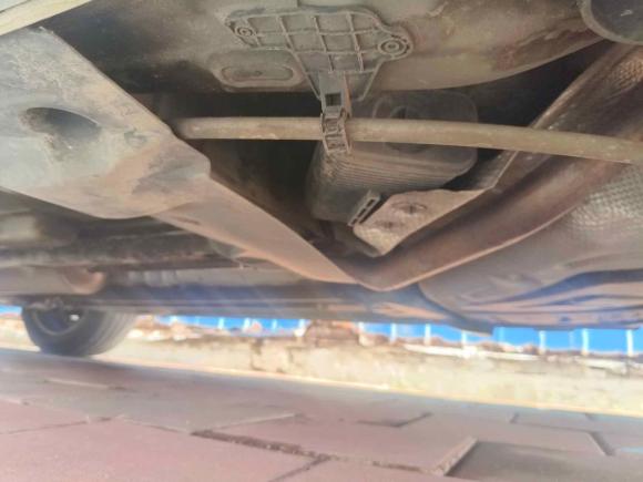 [上海·皖A] 二手标致标致30082015款 2.0L 手动经典版