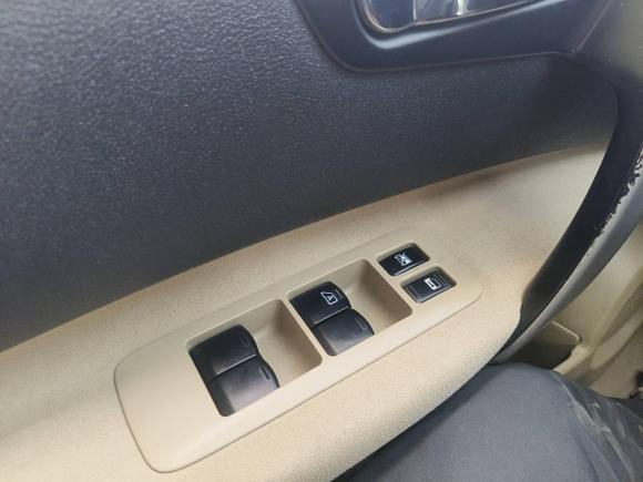 [武汉·鄂W] 二手日产逍客2015款 2.0XL 酷火 CVT 2WD