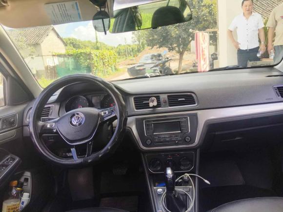 [上海·沪C] 二手大众朗逸2017款 1.6L 自动舒适版