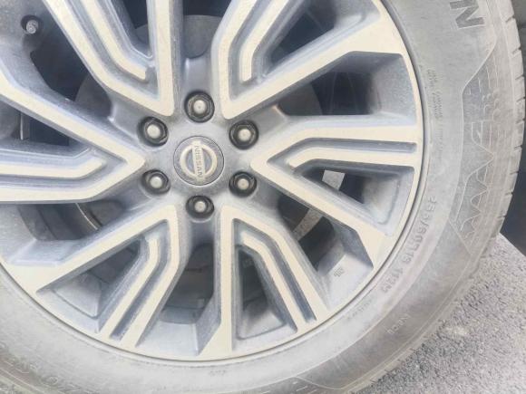 [嘉兴·浙F] 二手日产途达2020款 2.5L XE 手动两驱精英版