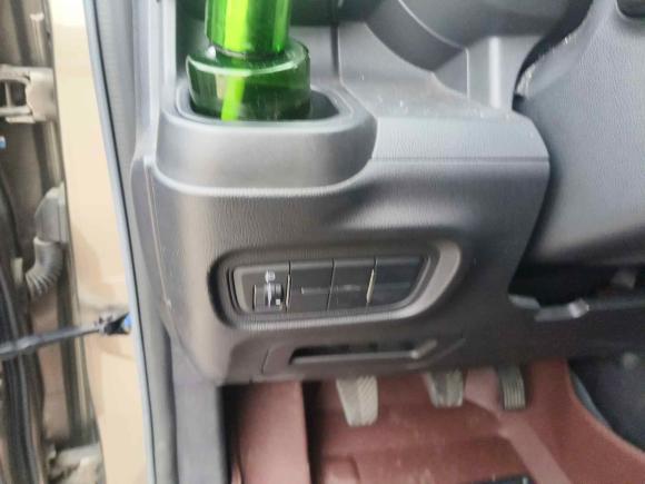 [武汉·鄂A] 二手长安欧尚长安欧尚X70A2018款 1.5L 手动精英型