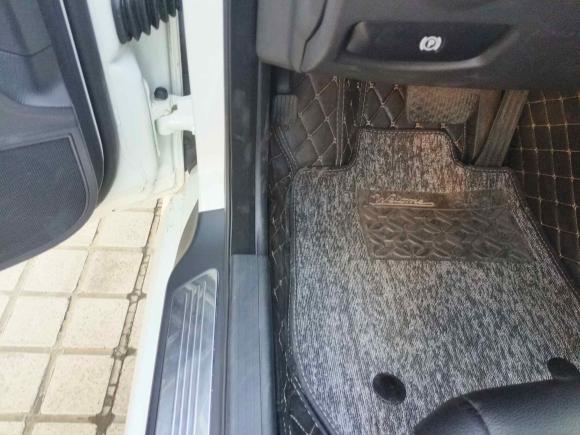 [青岛·鲁U] 二手奔驰奔驰E级2014款 E 200 轿跑版