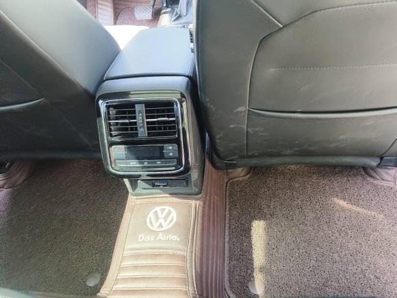 [上海·苏U] 二手大众帕萨特2019款 330TSI 豪华版 国V