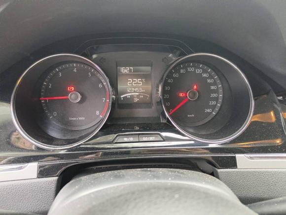 [青岛·鲁B] 二手大众宝来2015款 质惠版 1.6L 手动舒适型