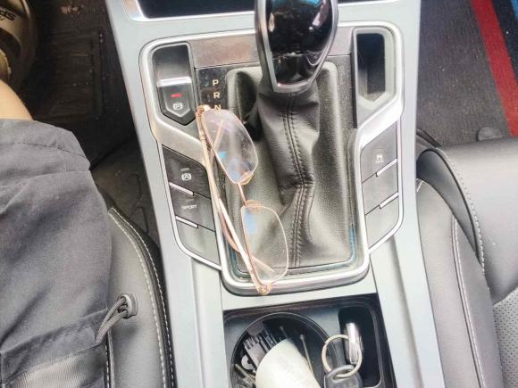 [义乌·浙G] 二手吉利汽车帝豪2019款 领军版 1.5L CVT向上互联型 国VI