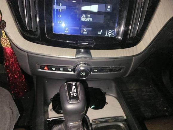 [杭州·浙A] 二手沃尔沃沃尔沃XC602020款 T5 四驱智远豪华版