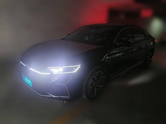 大众帕萨特2023款 改款 330TSI 星空豪华版「济南二手车」「天天拍车」
