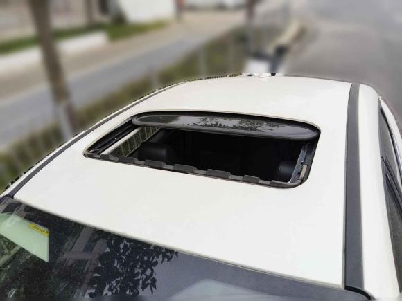 [深圳·粤S] 二手福特福克斯2018款 三厢经典 EcoBoost 180 自动精英型