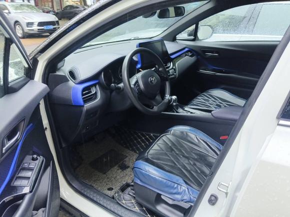 [上海·新Q] 二手丰田丰田C-HR2018款 2.0L 领先天窗版 国VI