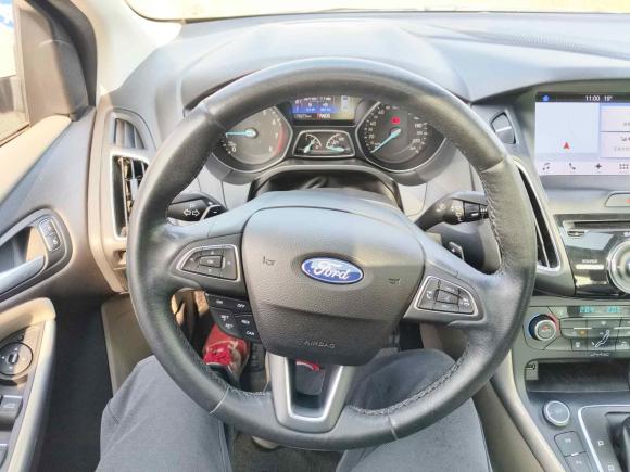[广州·粤A] 二手福特福克斯2017款 三厢 EcoBoost 180 自动旗舰型