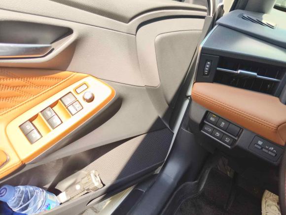 [上海·沪F] 二手丰田亚洲龙2019款 双擎 2.5L XLE尊贵版 国VI