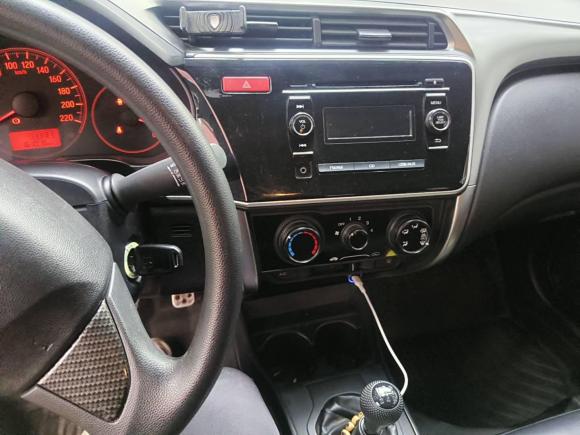 [成都·川A] 二手本田锋范2015款 1.5L 手动舒适版