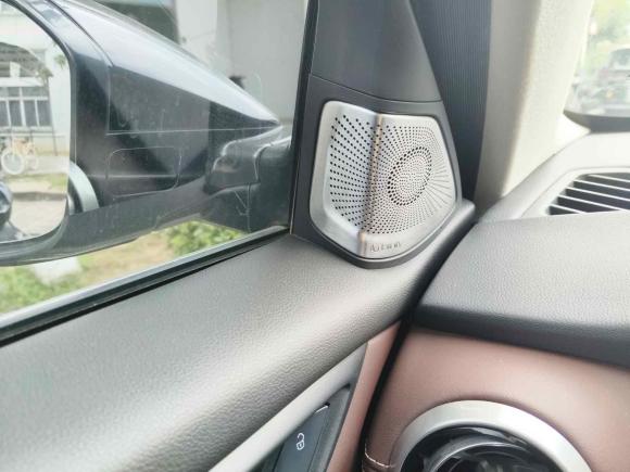 [广州·粤A] 二手魏牌魏牌 VV62021款 2.0T 两驱智享+