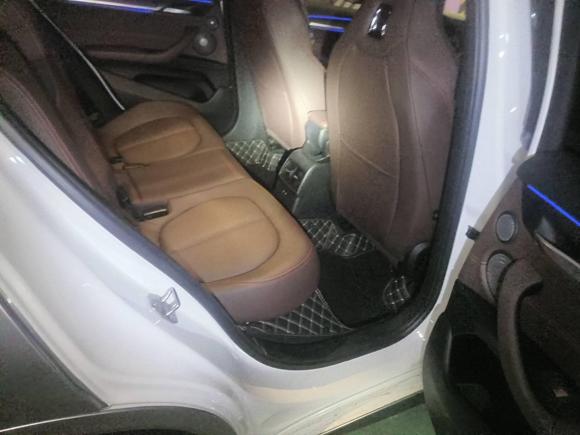 [上海·沪F] 二手宝马宝马X22022款 xDrive25i 曜夜版