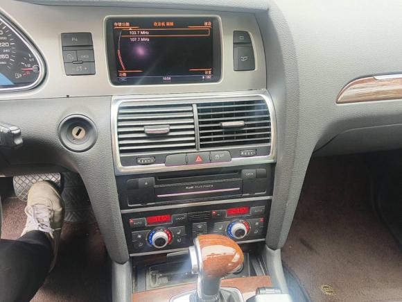 [上海·沪B] 二手奥迪奥迪Q72012款 3.0 TFSI 舒适型(200kW)