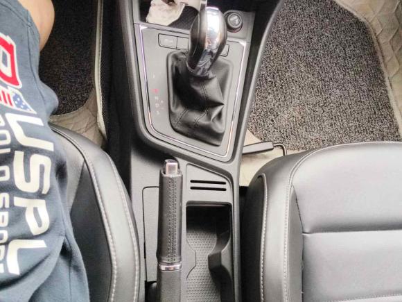 [杭州·浙A] 二手大众朗逸2015款 1.6L 自动舒适版