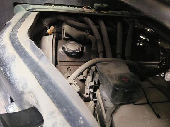 [西安·陕U] 二手金杯小海狮X302018款 1.5L 厢货CNG标准型DLCG14