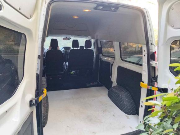 [无锡·苏B] 二手福特全顺2017款 2.0T柴油多功能商用车短轴中顶国V