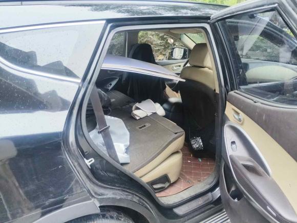 [南京·苏A] 二手现代胜达2013款 2.4L 自动两驱智能型