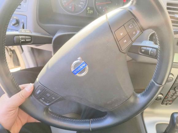 [上海·沪A] 二手沃尔沃沃尔沃S402007款 2.4i 智尚版