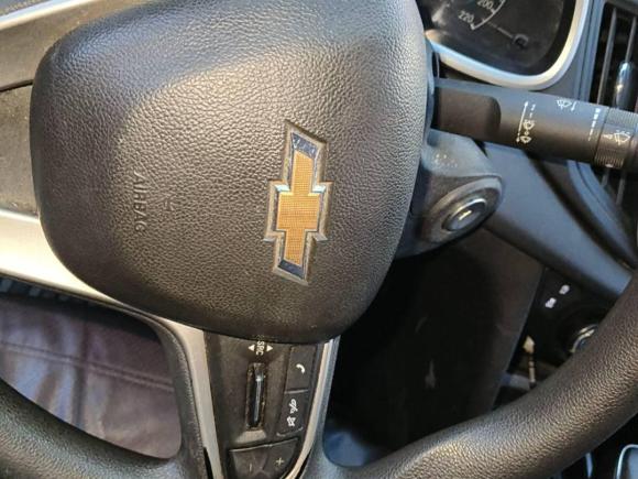 [常州·苏D] 二手雪佛兰科沃兹2016款 1.5L 自动欣悦版