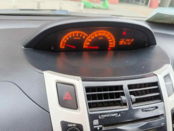 [武汉·鄂A] 二手丰田雅力士2011款 1.6G 自动炫动版