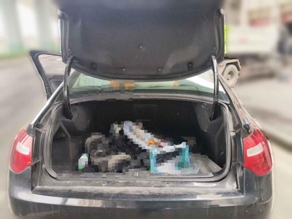 [武汉·鄂W] 二手雪铁龙雪铁龙C52016款 1.6T 自动尊悦型