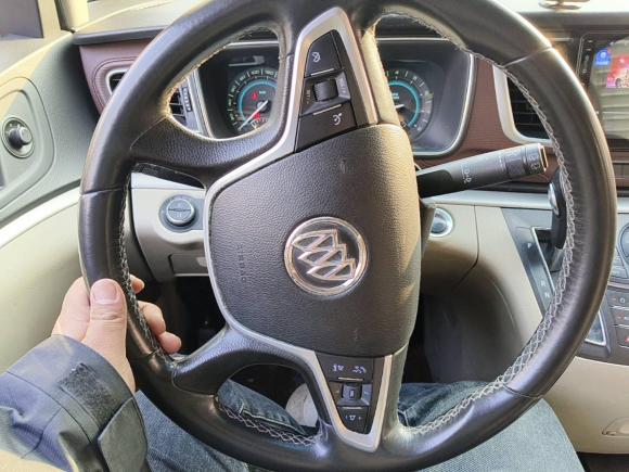 [芜湖·皖B] 二手别克别克GL82014款 3.0L GT豪华商务豪雅版