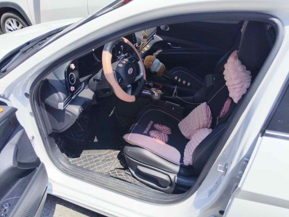 [青岛·鲁B] 二手现代伊兰特2023款 1.5L CVT GLX精英版