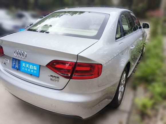 [上海·沪A] 二手奥迪奥迪A4L2009款 2.0 TFSI 标准型