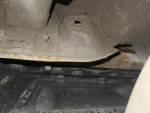 [苏州·苏E] 二手奔腾奔腾X402017款 1.6L 自动豪华型