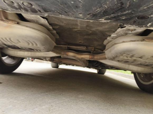 [上海·沪A] 二手荣威荣威9502012款 2.4L 豪华行政版